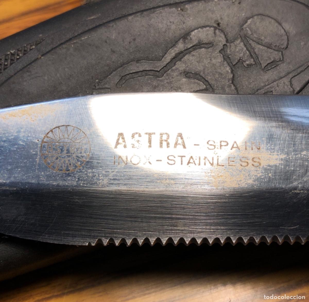 Militaria: CUCHILLO DE BUCEO MARCA ASTRA. Version diferente. - Foto 7