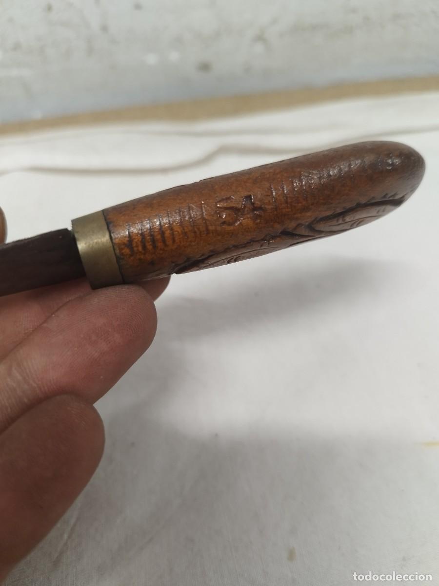 Militaria: Antiguo cuchillo de la india, de madera. - Foto 6