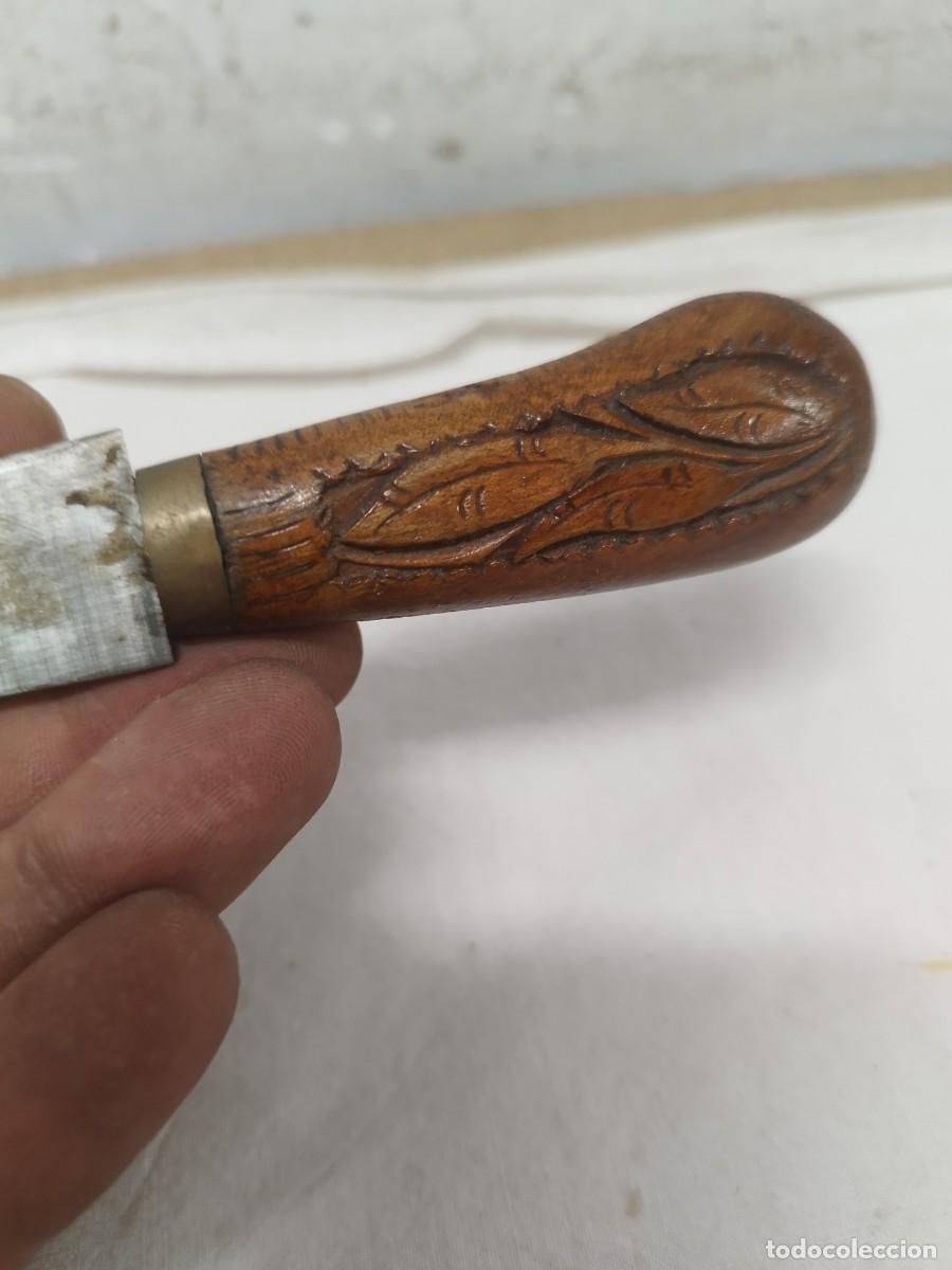 Militaria: Antiguo cuchillo de la india, de madera. - Foto 7