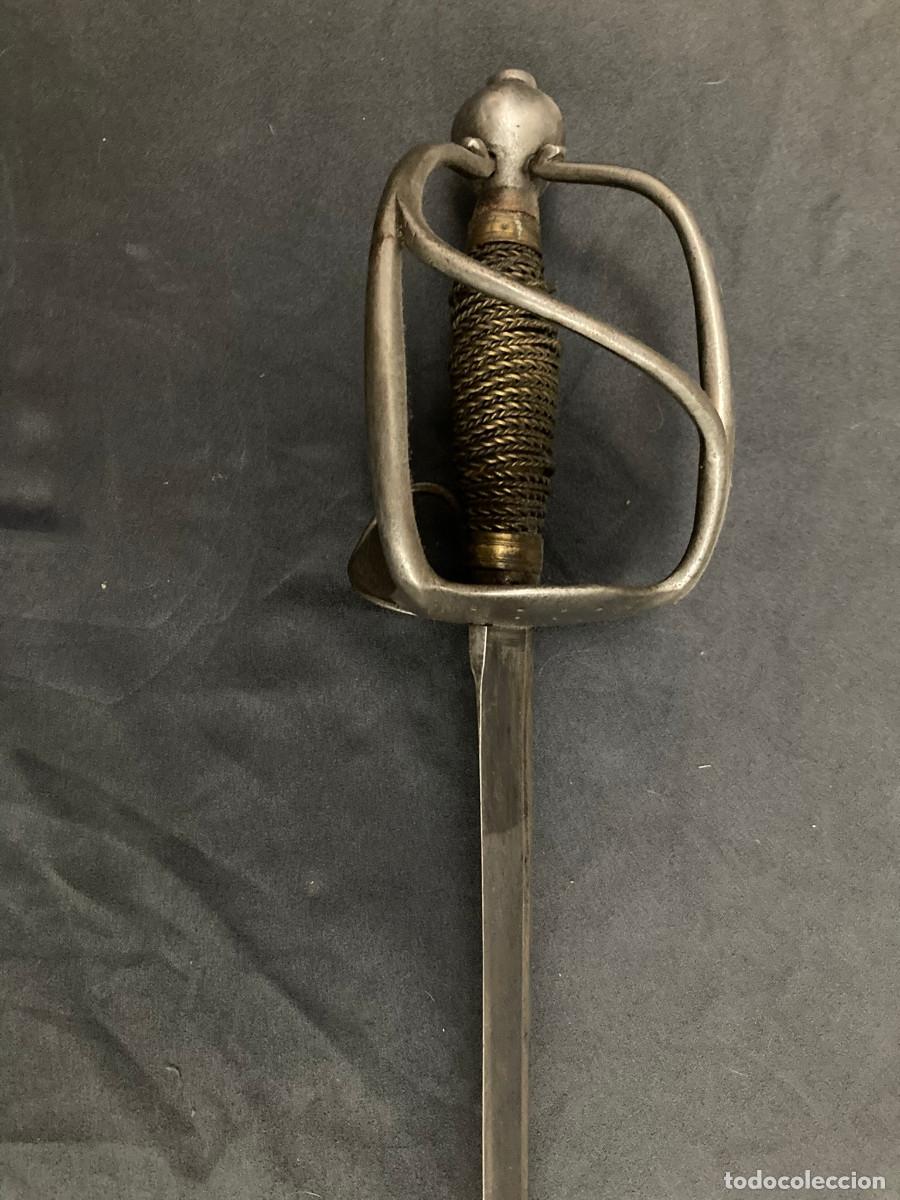 Militaria: Sable Val&oacute;n finales s.XVII - Foto 3