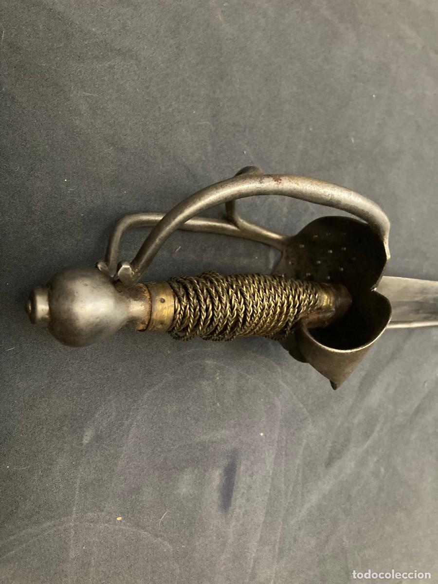 Militaria: Sable Val&oacute;n finales s.XVII - Foto 19