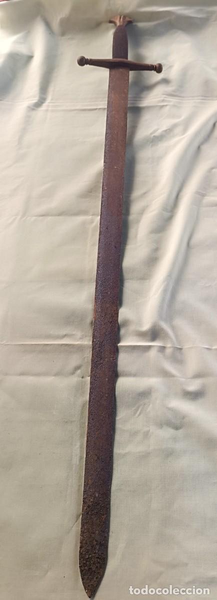 Militaria: GRAN ESPADA DE DOS MANOS. - Foto 2