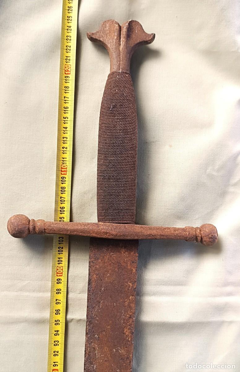 Militaria: GRAN ESPADA DE DOS MANOS. - Foto 5