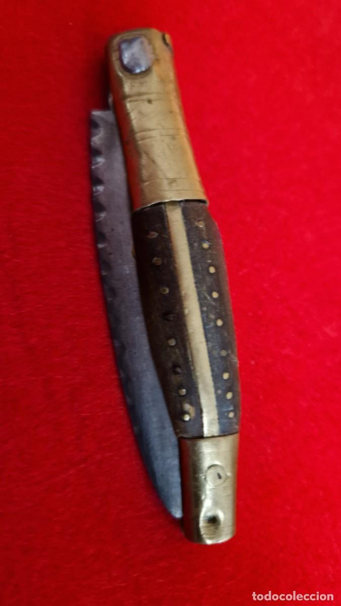 Militaria: Antigua navaja espa&ntilde;ola del siglo XIX de peque&ntilde;o tama&ntilde;o