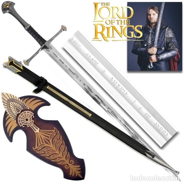 Militaria: ESPADA ANDURIL GRABADA + FUNDA + SOPORTE EL SE&Ntilde;OR DE LOS ANILLOS. 134 CMS ** GRABAMOS LA HOJA