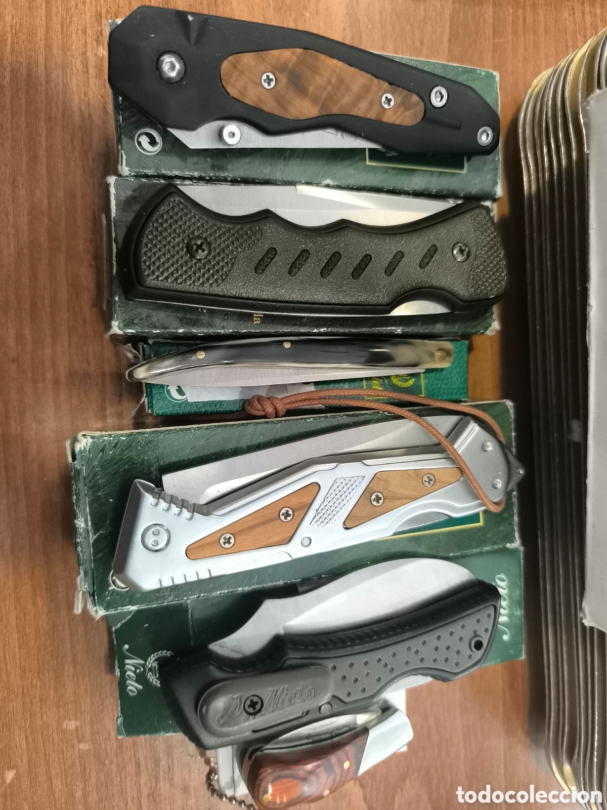 Militaria: Lote navajas Nieto E