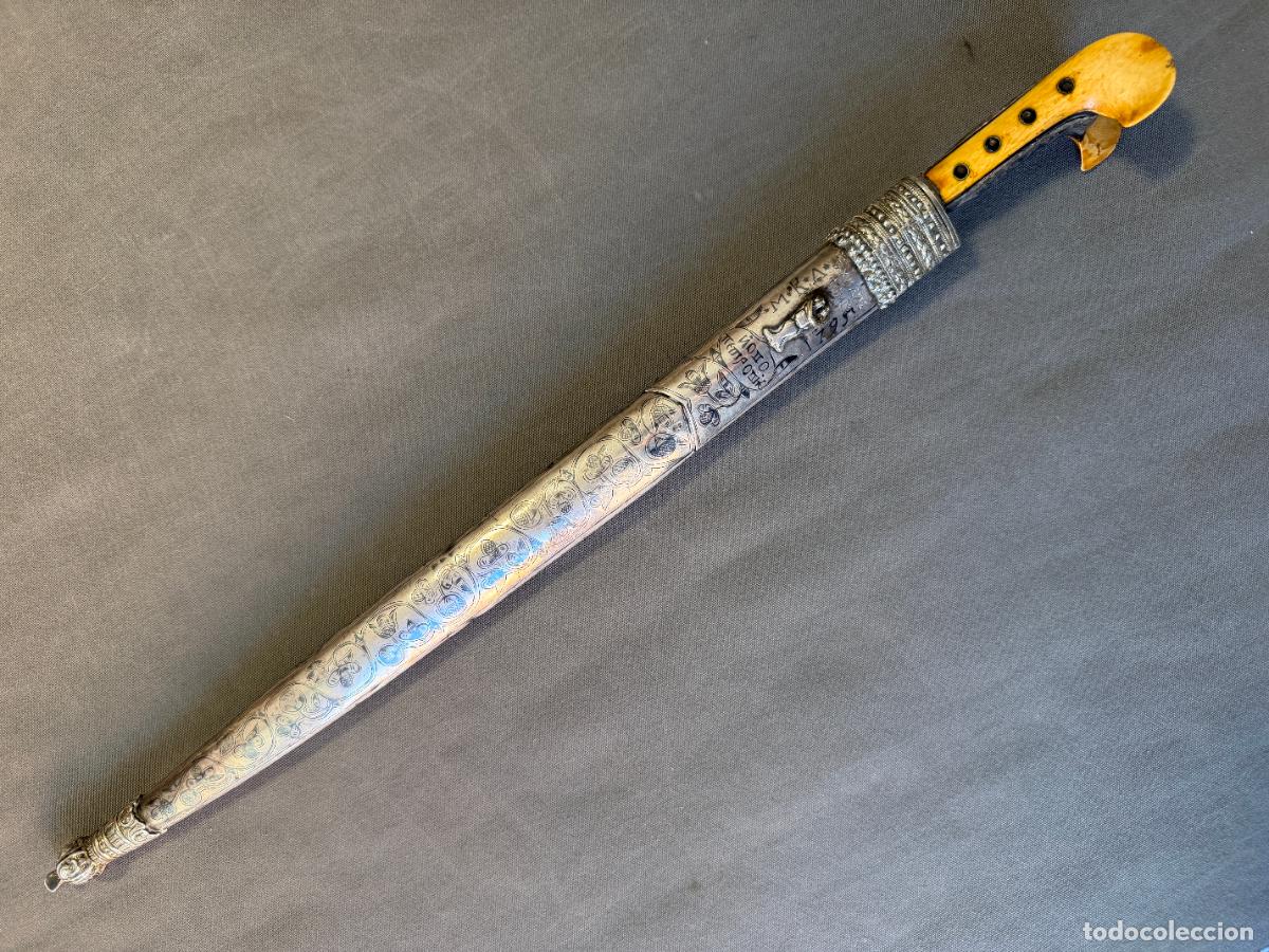 Militaria: Yataghan Balc&aacute;nico otomano con funda de plata, hoja grabada , NO SE ENVIA FUERA ,a&ntilde;o 1795 ,daga