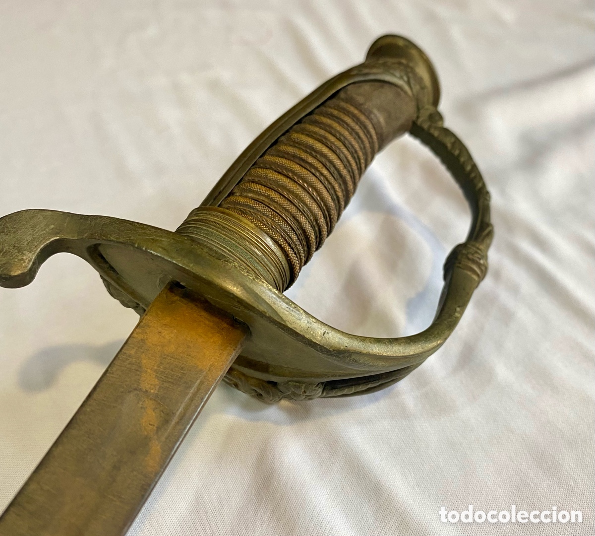 Militaria: Antiguo sable oficial infanteria frances. Siglo XIX. Espada