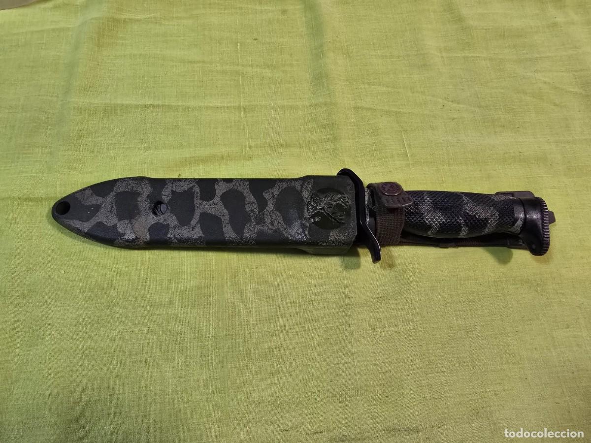 Militaria: Aitor Oso Negro variante Camo