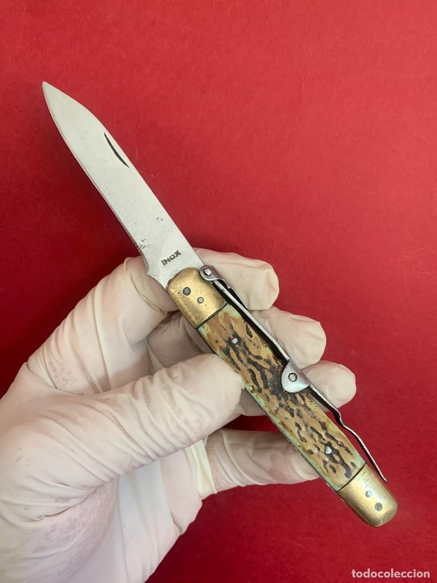 Militaria: NAVAJA ACERO CACHAS HUESO Y LAT&Oacute;N ANTIGUA VINTAGE ARTESANA