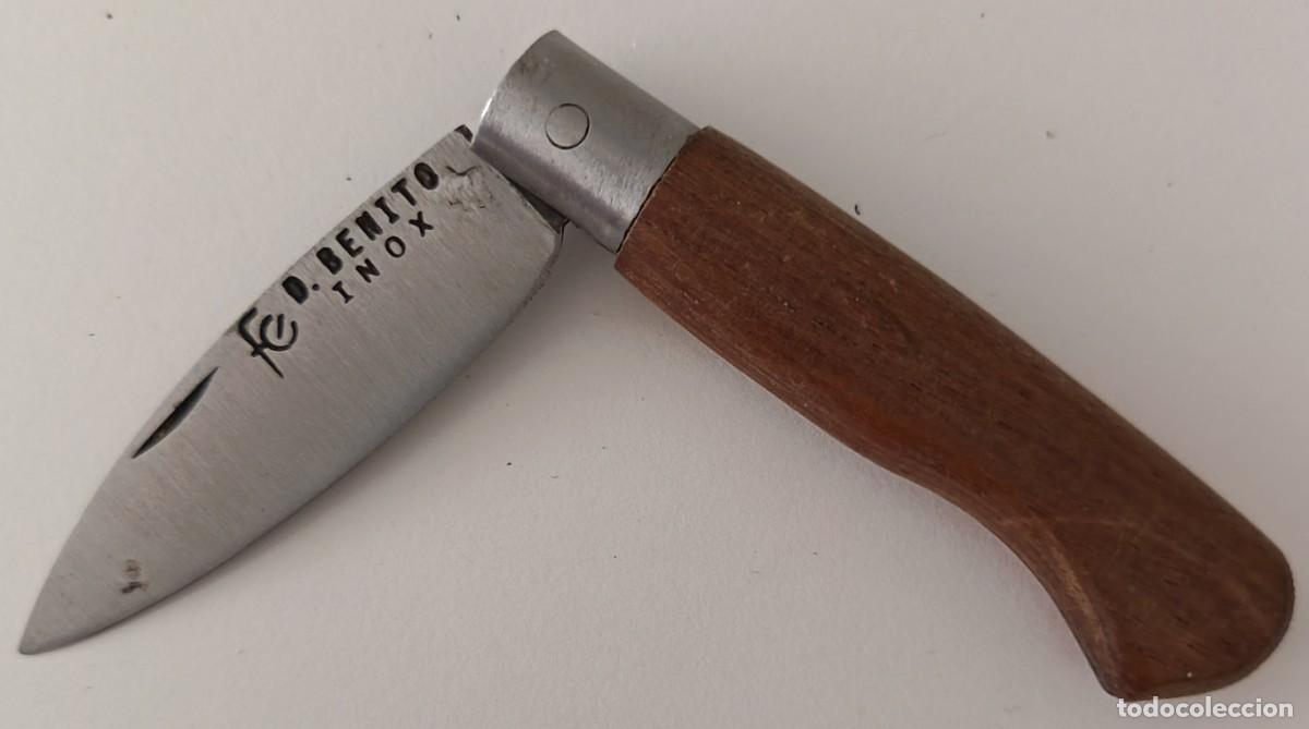 Militaria: Navaja. De acero inoxidable. Don Benito. Badajoz.