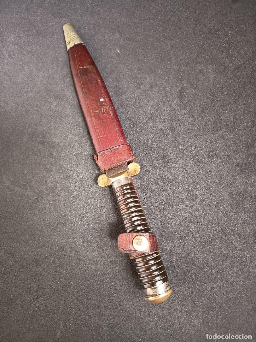 Militaria: Cuchillo antiguo,buen estado