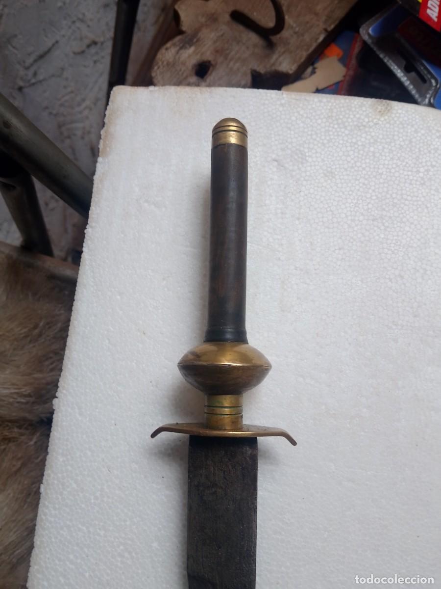 Militaria: Cuchillo o daga antigua 37cm