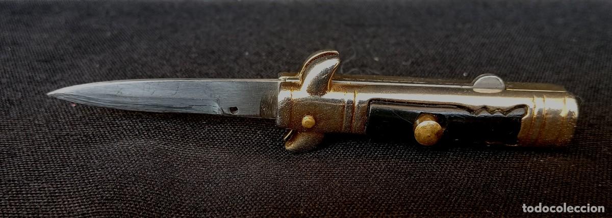 Militaria: PEQUE&Ntilde;A NAVAJA AUTOM&Aacute;TICA