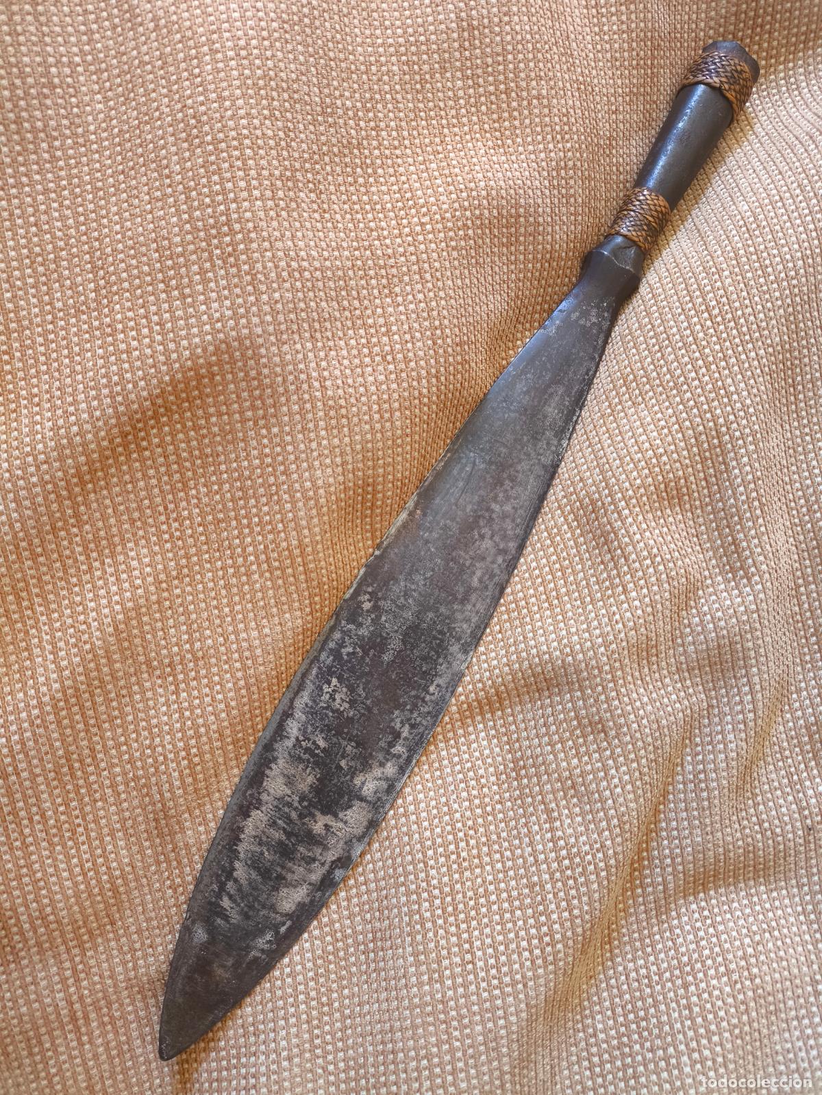 Militaria: Punta lanza antigua Filipinas, igorot?