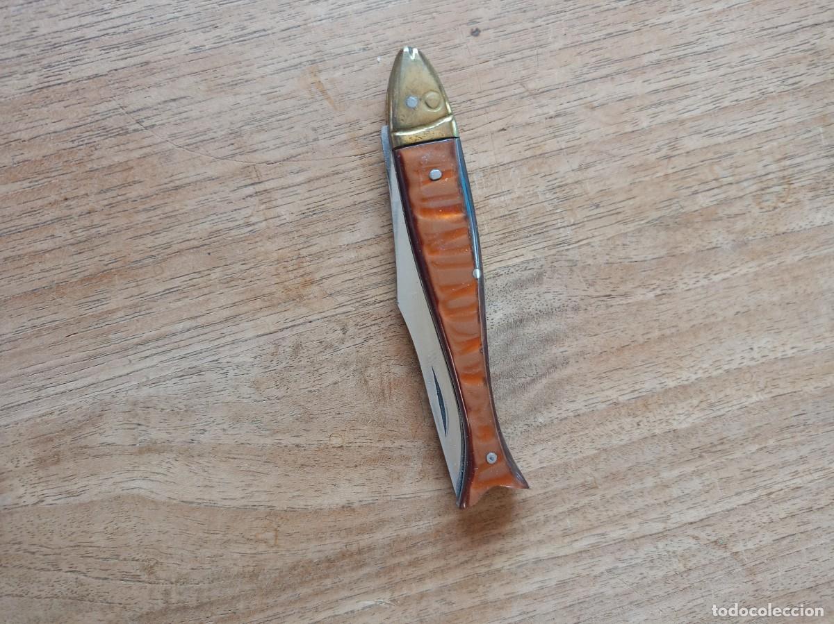 Militaria: NAVAJA DE ALBACETE. FORMA DE PEZ. A&Ntilde;OS 80.