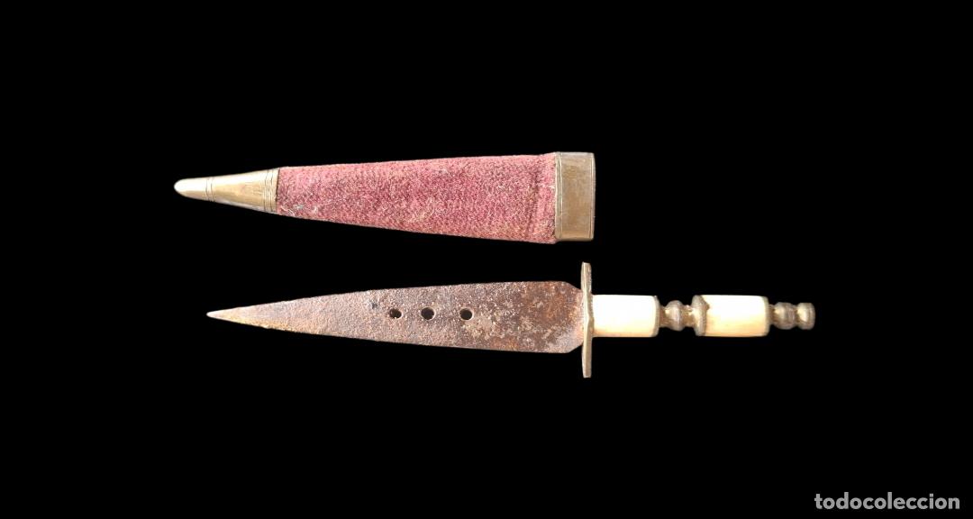 Militaria: (PUB-260417)CUCHILLO DAGA DE ALBACETE DE LOS DENOMINADOS DAMA O PROSTITUTA SIGLO XIX