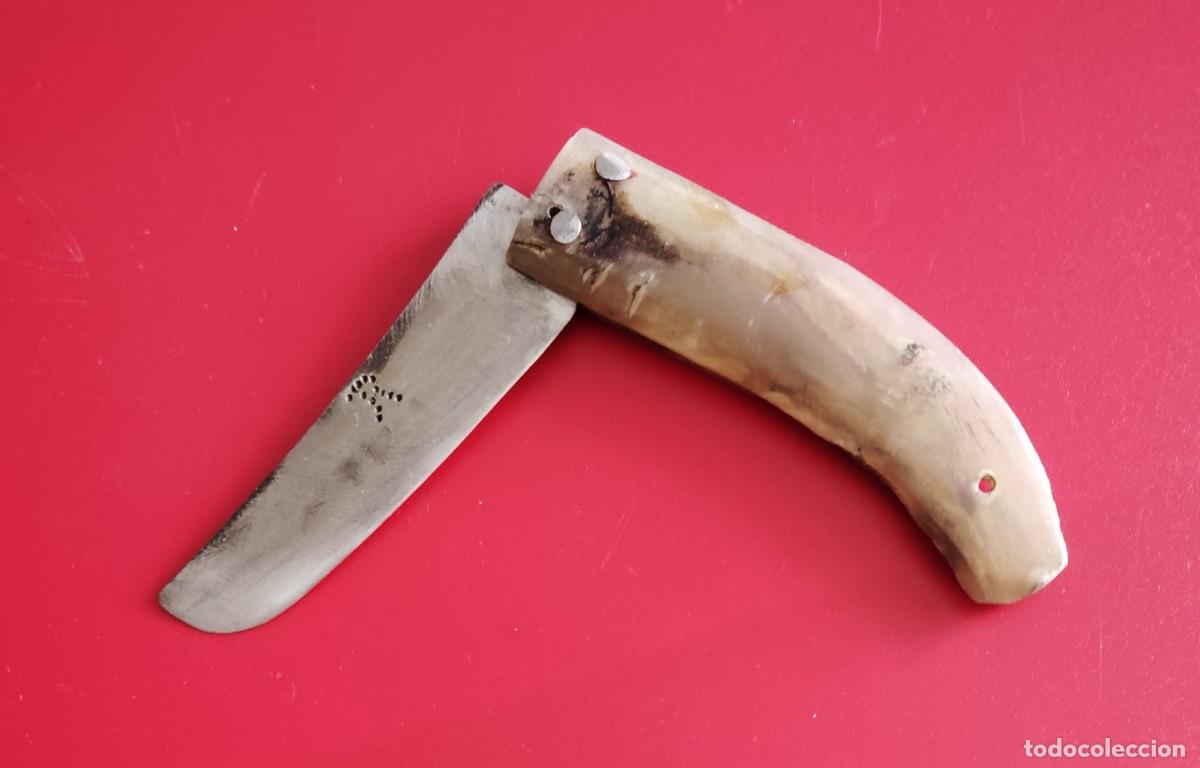 Militaria: NAVAJA RURAL ANTIGUA. MANGO DE CUERNO. PUNZON -R--ENVIO CERTIFICADO INCLUIDO.