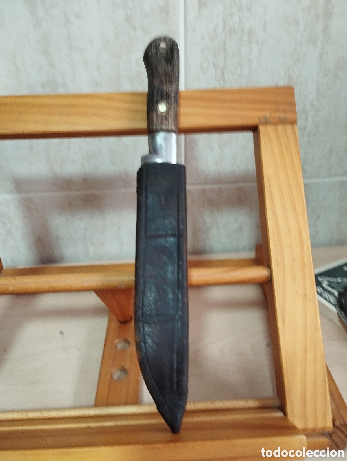 Militaria: ANTIGUO CUCHILLO CON FUNDA DE CUERO