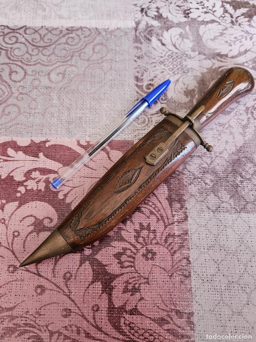 Militaria: Antiguo Cuchillo/ Daga Original Tradicional De La India, Mitad Del Siglo XX.