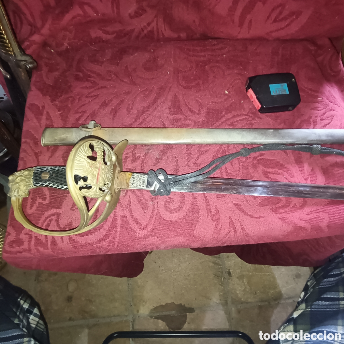 Militaria: Sable para oficial primer modelo &eacute;poca Franco