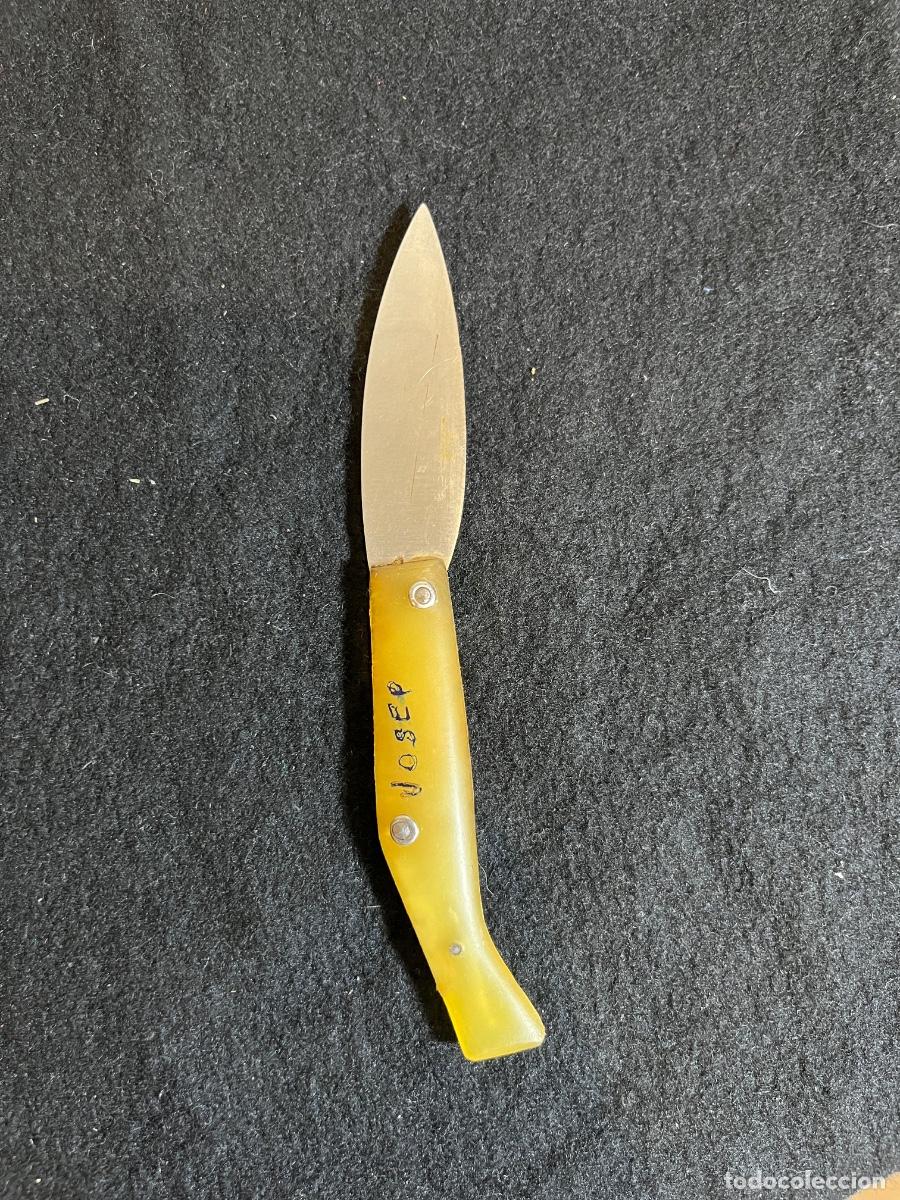 Militaria: Navaja Pallar&egrave;s Solsona vintage acero carbono mango amarillo comunista a&ntilde;os 70