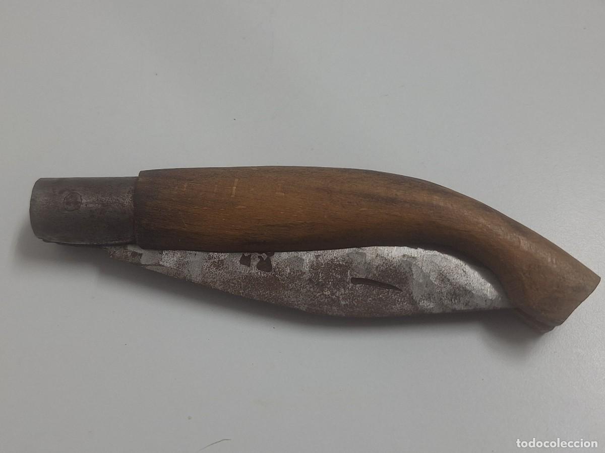 Militaria: NAVAJA ARTESANA..MARCA R.A