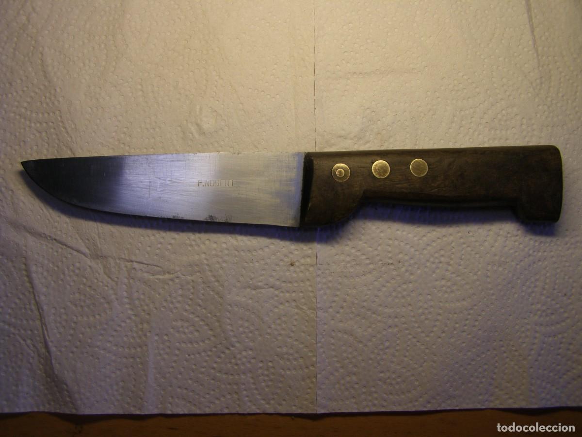 Militaria: Antiguo cuchillo marca F. NOGENT, de acero al carbono forjado.
