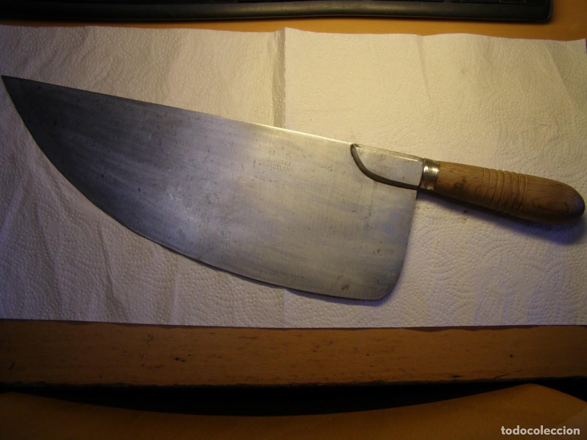 Militaria: Antiguo machete cuchillo marca D. PEREZ, BARCELONA, de acero al carbono forjado.