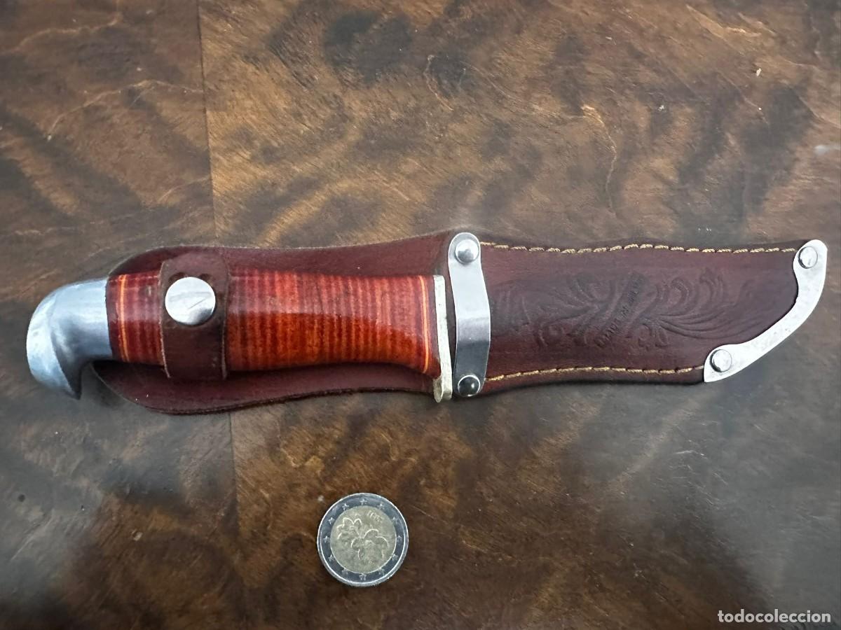 Militaria: FINLANDIA - ANTIGUO CUCHILLO PUUKKO DE CAZA IISAKKI J&Auml;RVENP&Auml;&Auml; (KAUHAVA) - MANGO DE CUERO PRENSADO -