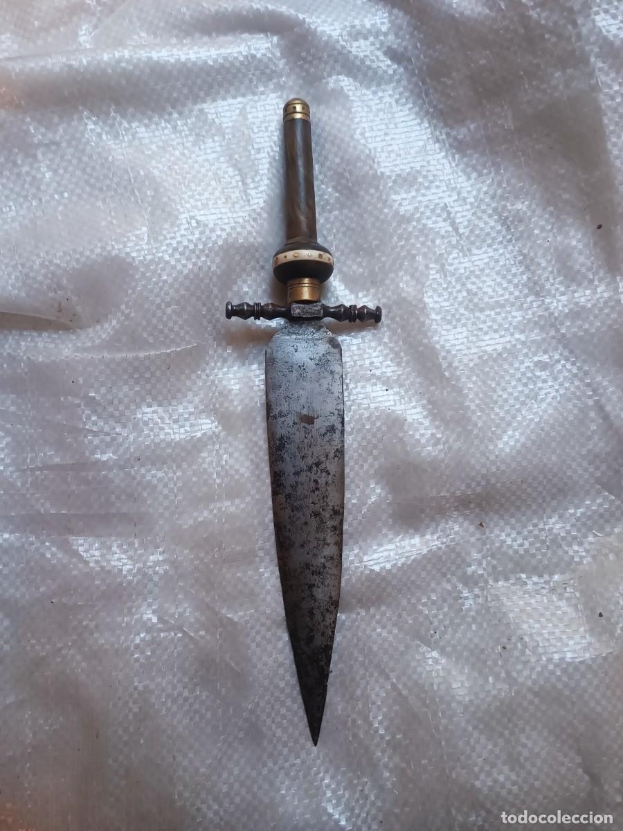 Militaria: Bayoneta de taco o cuchillo de monte
