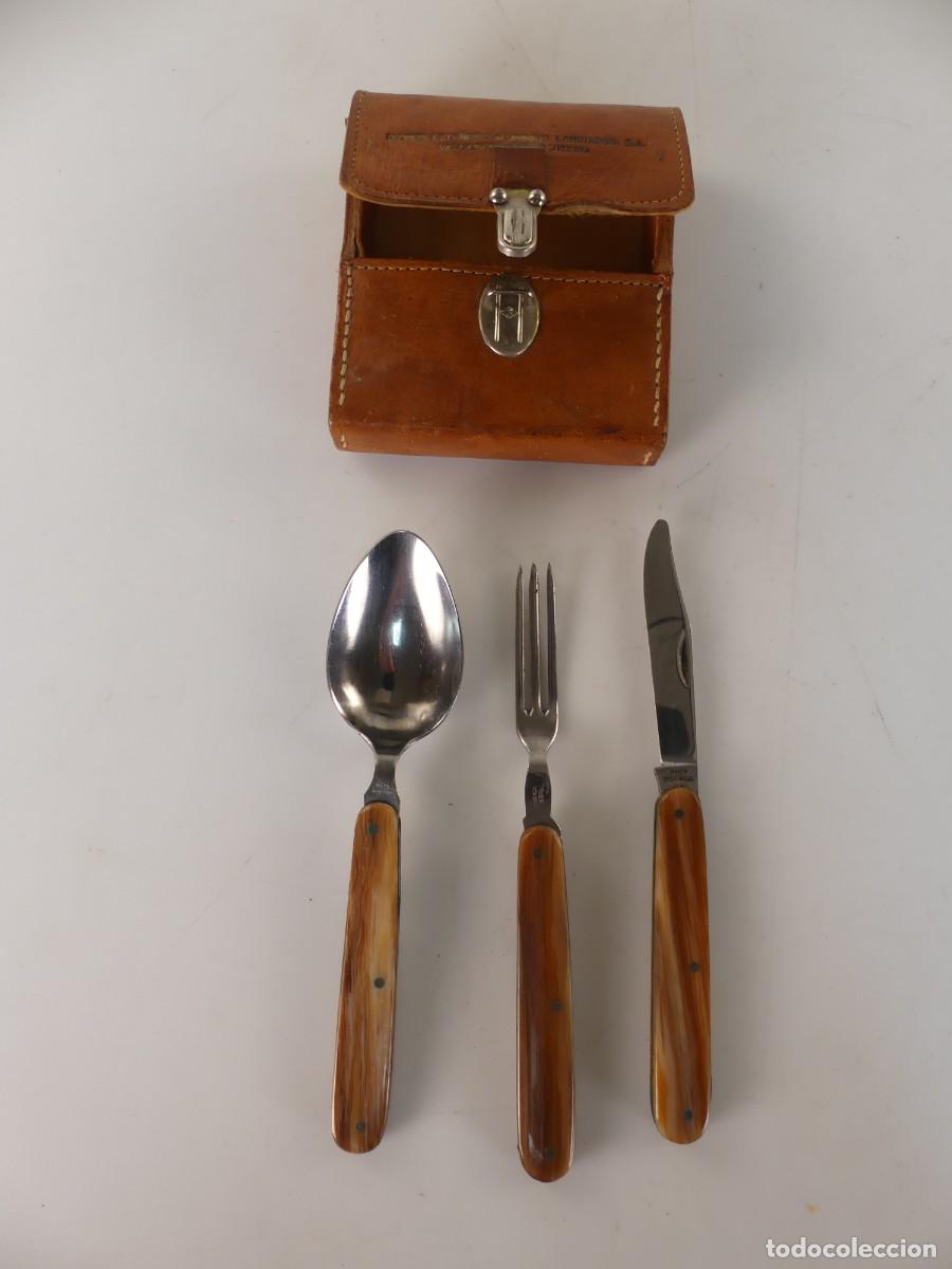 Militaria: JUEGO DE CUCHARA TENEDOR Y CUCHILLO PLEGABLE EN ESTUCHE DE CUERRO