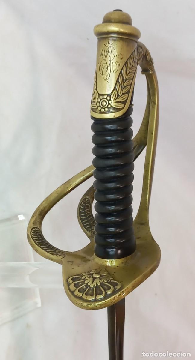 Militaria: ANTIGUO SABLE FRANCES DE OFICIAL DE CABALLERIA LIGERA - 1850 / 1860