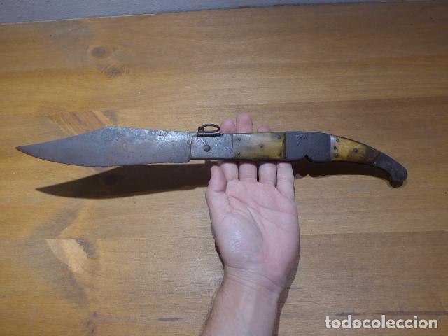 Militaria: Antigua gran navaja espa&ntilde;ola original del siglo XIX, mide 41,5 cm abierta.
