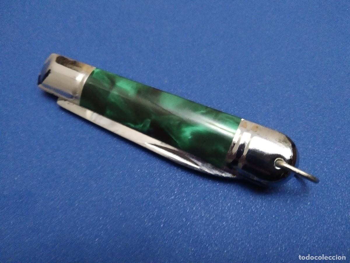 Militaria: NAVAJA CON CACHAS VERDES