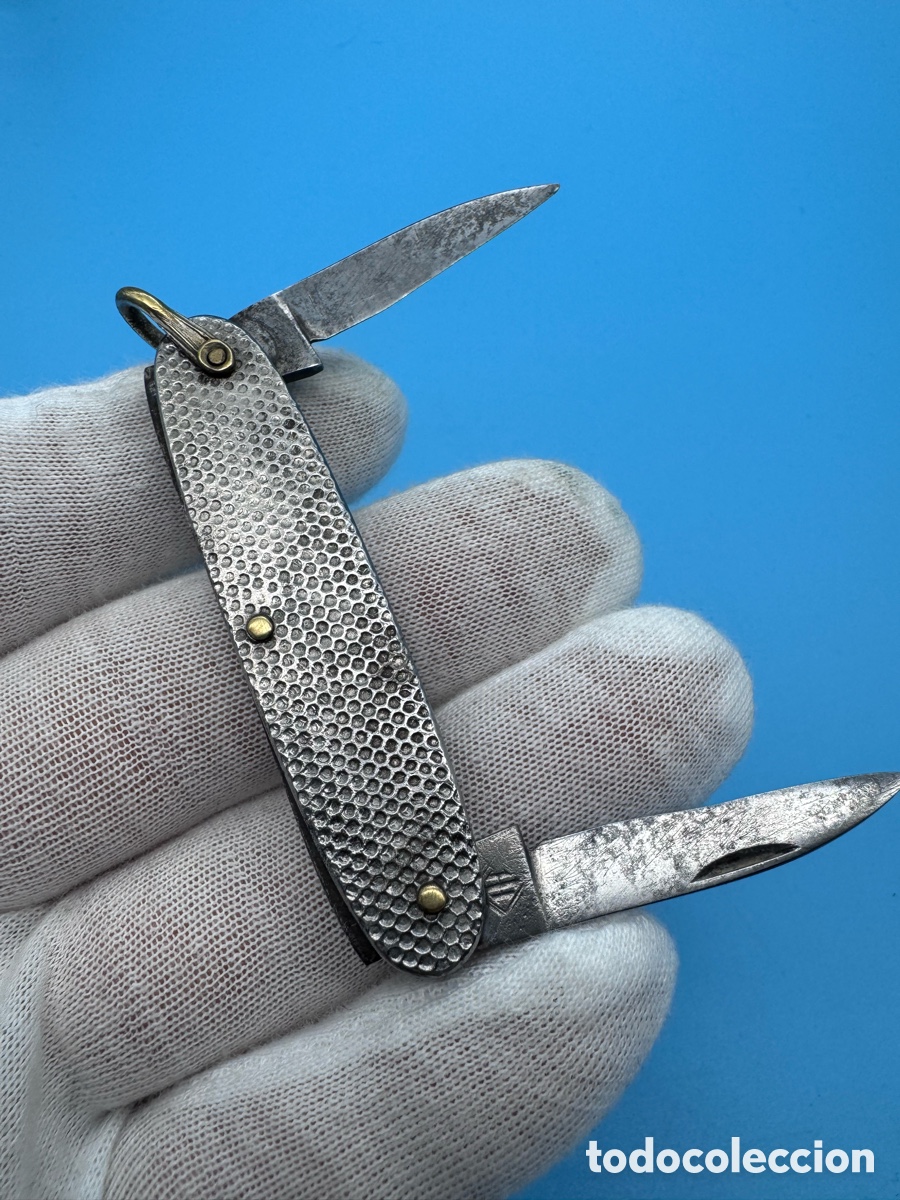 Militaria: Navaja met&aacute;lica militar
