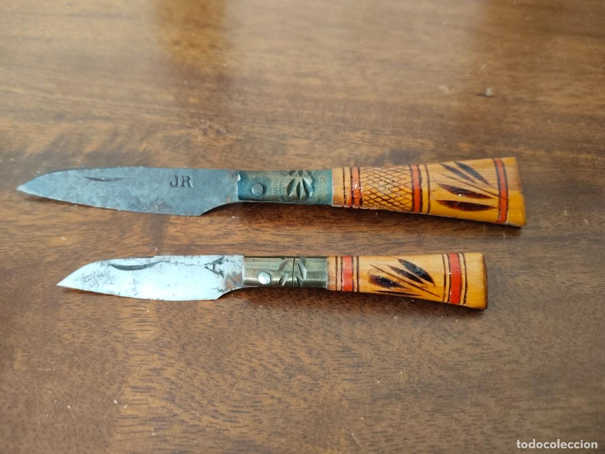 Militaria: Pareja de navajitas artesanales. Antiguas. Ver.