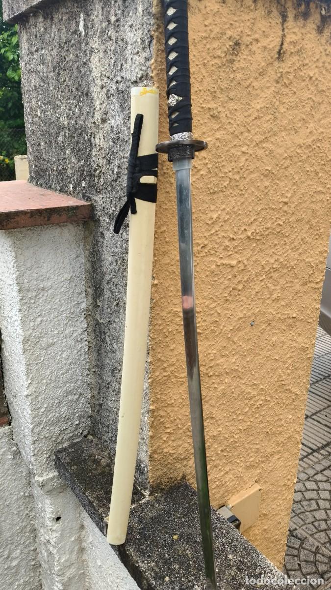 Militaria: Katana classique ann&eacute;e 1980