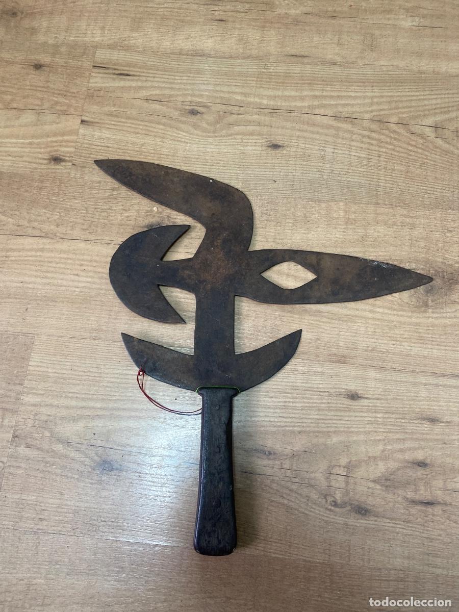 Militaria: HUNGA BUNGA .Tribu Africa Central