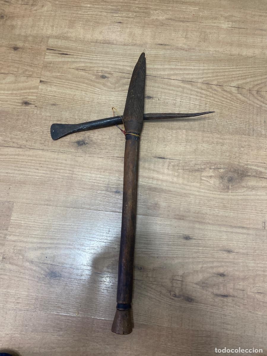 Militaria: SELEPE .Tribu ZIMBABVE TANZANIA