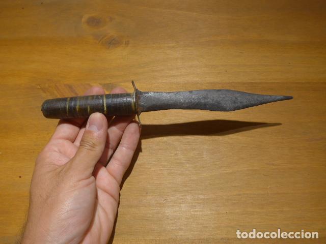 Militaria: Antiguo cuchillo espa&ntilde;ol original del siglo XIX