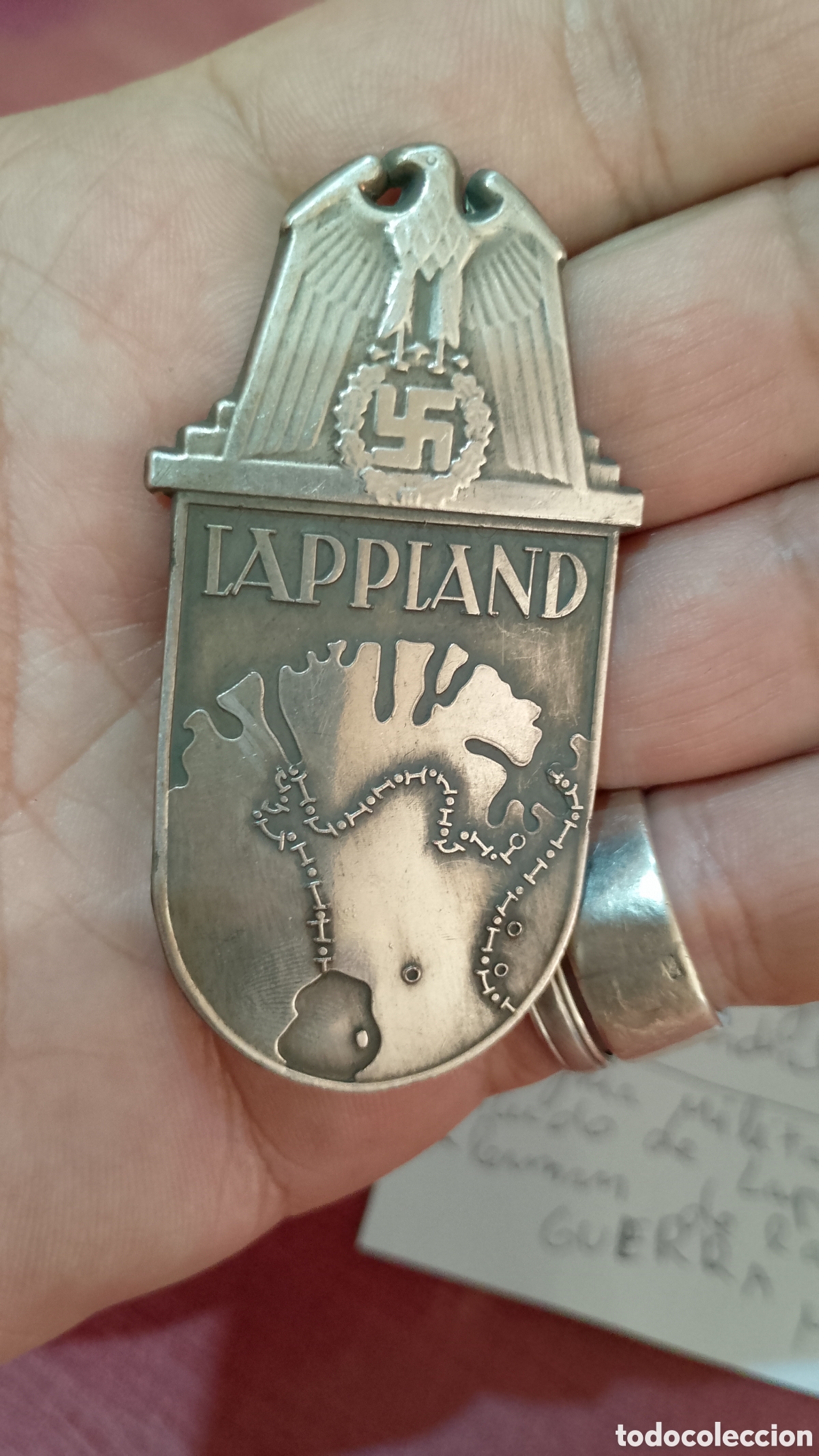 Militaria: Insignia militar escudo de Laponia Alem&aacute;n segunda guerra mundial