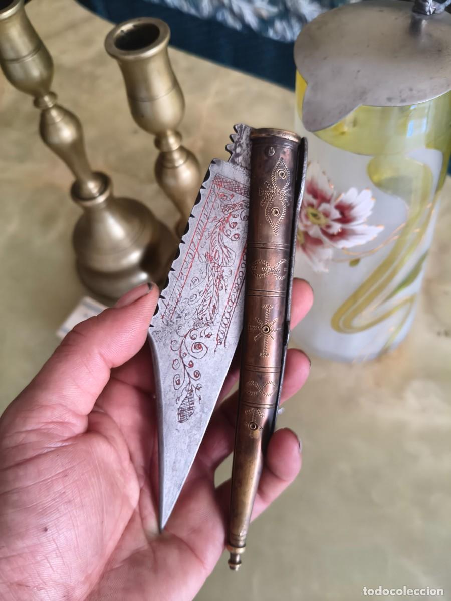 Militaria: NAVAJA TODA GRAVADA DE SANTA CRUZ SE MUDELA