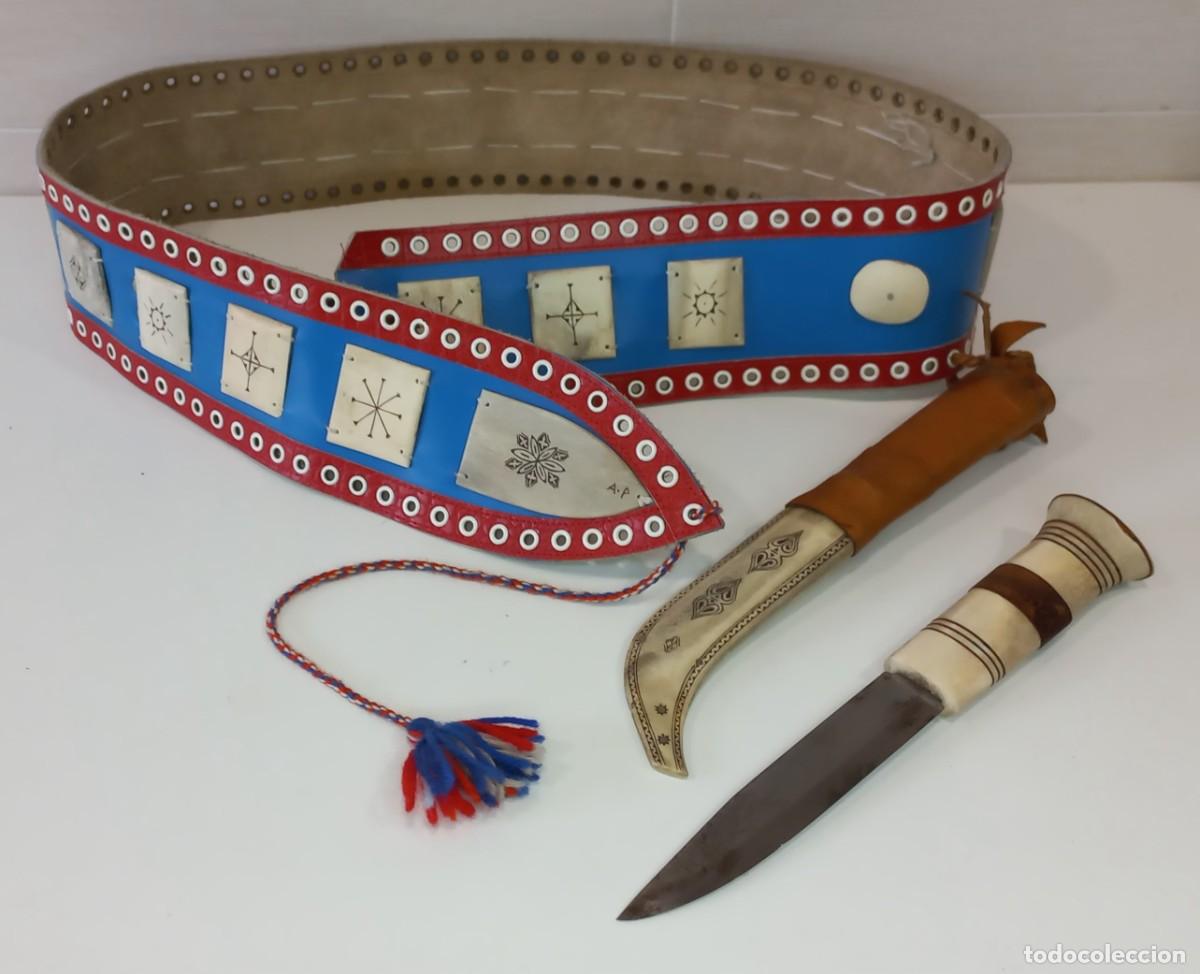 Militaria: EXTRAORDINARIO CUCHILLO SAMI CONOCIDO COMO SAMEKNIK, FUNDA Y ADORNOS TALLADOS CON ASTA DE RENO