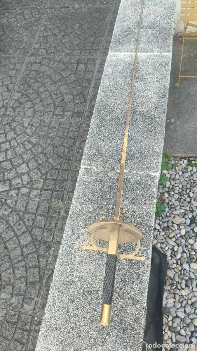 Militaria: Fleuret d escrime Tol&egrave;de 1950