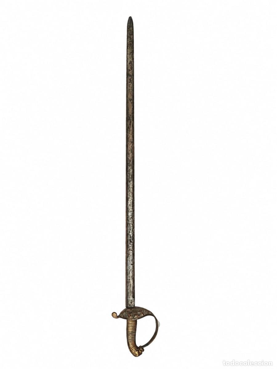 Militaria: Espada cuerpo de prisiones, numeraci&oacute;n baja. Se puede limpiar.