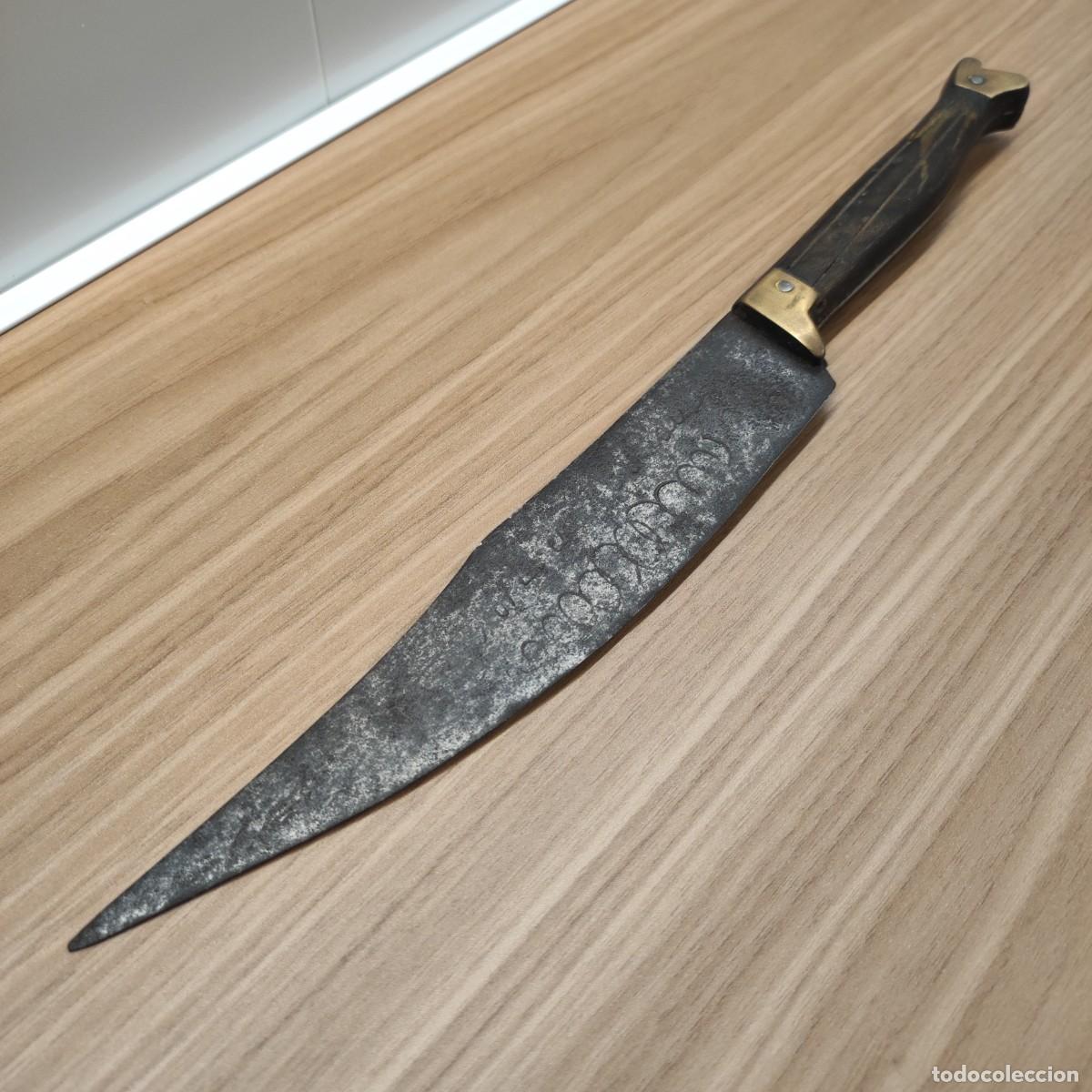 Militaria: Cuchillo aragon&eacute;s o zapatito