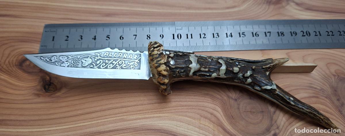 Militaria: Navaja corzo cu&ntilde;o Alcaraz.