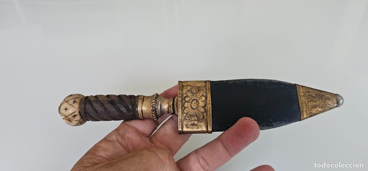 Militaria: Espectacular daga espa&ntilde;ola muy trabajada lujo siglo XIX