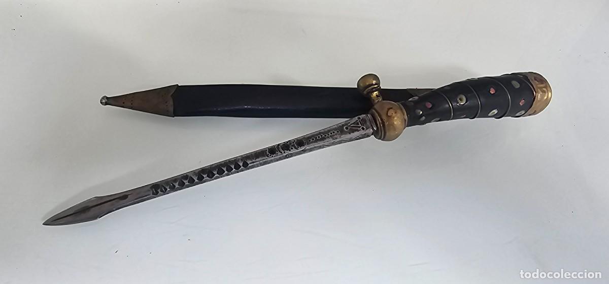 Militaria: Espectacular cuchillo espa&ntilde;ol muy trabajado siglo XIX